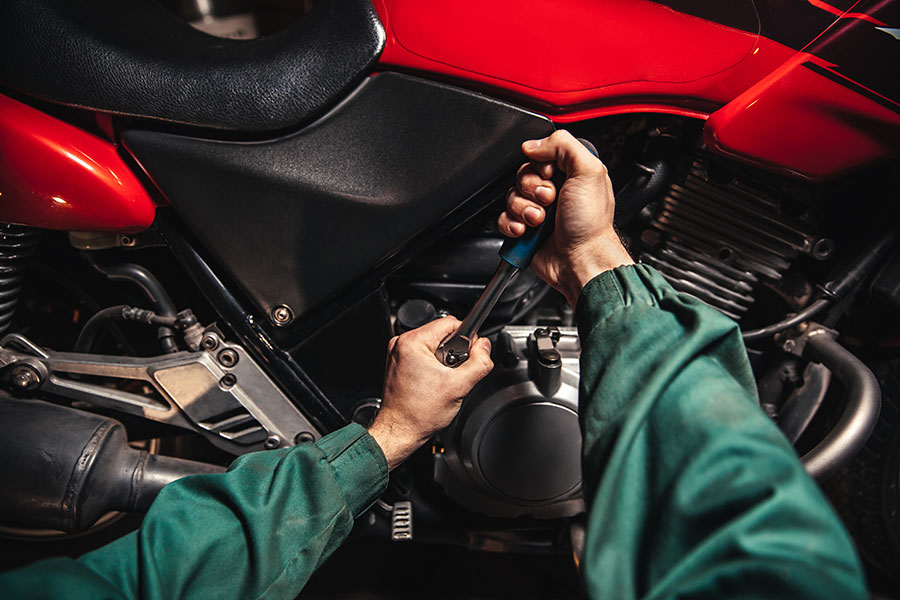 Motorradinstandsetzun